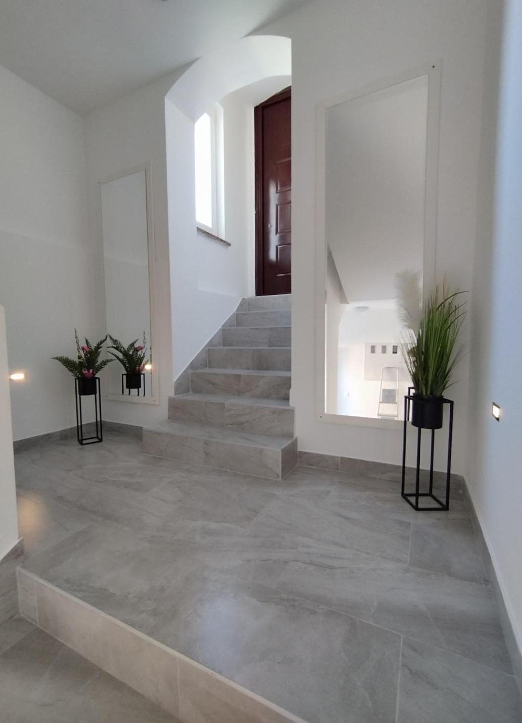 Apartmani Dianna Каштела Экстерьер фото
