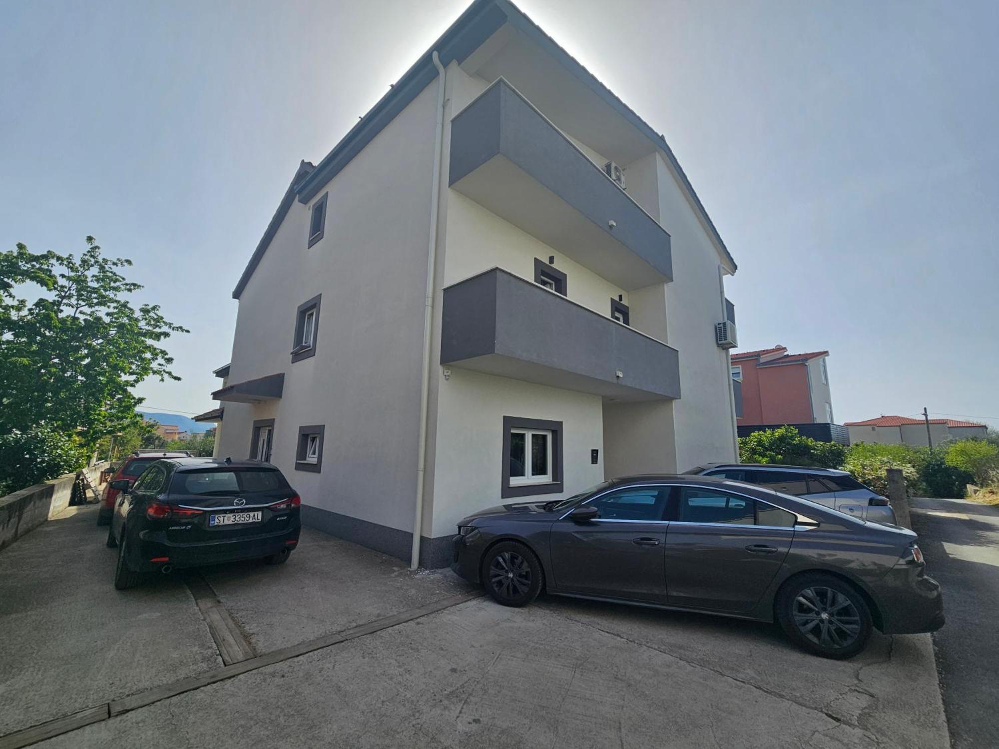 Apartmani Dianna Каштела Экстерьер фото